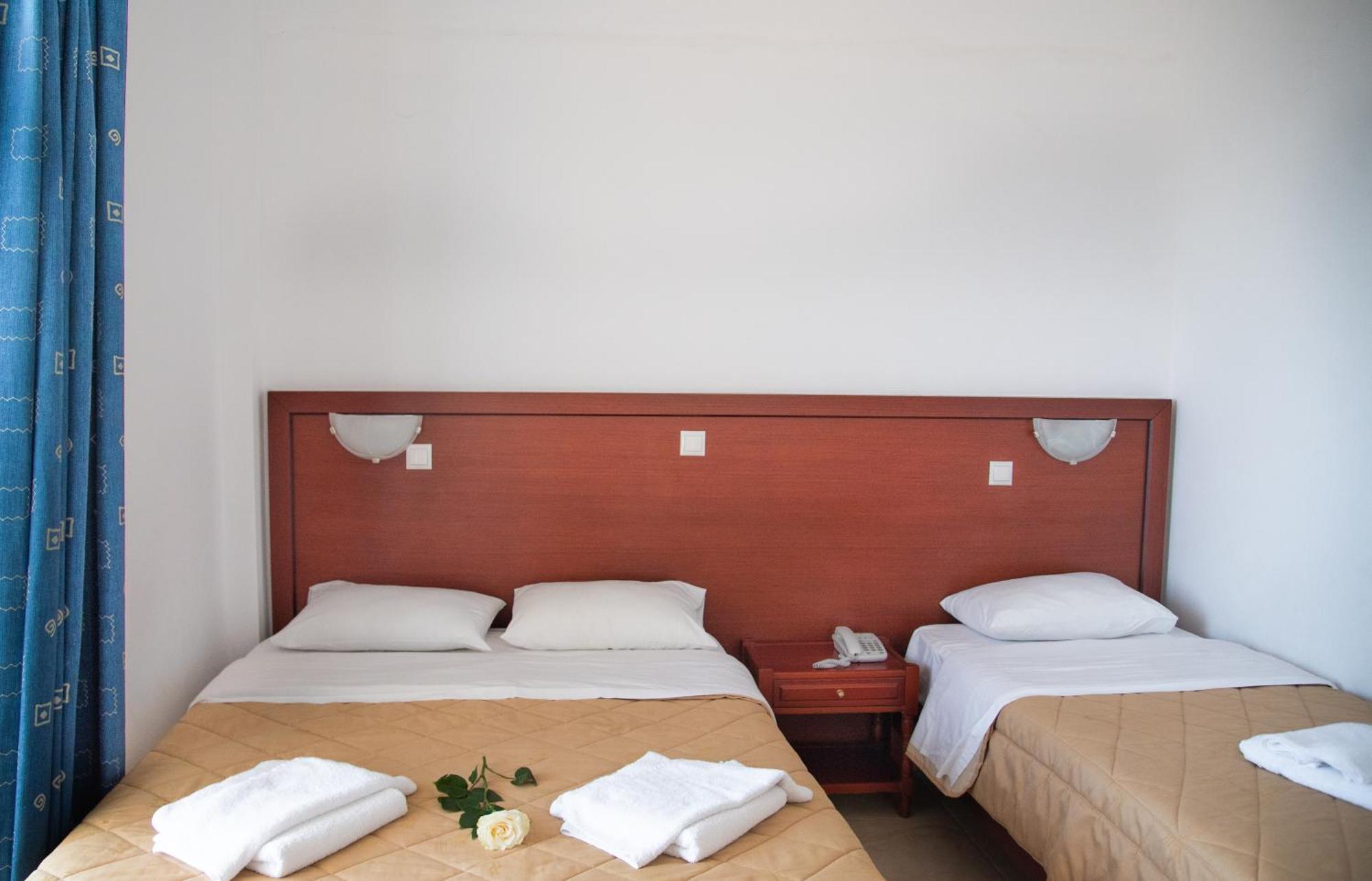 Poseidon Beach Hotel カストロシキア エクステリア 写真