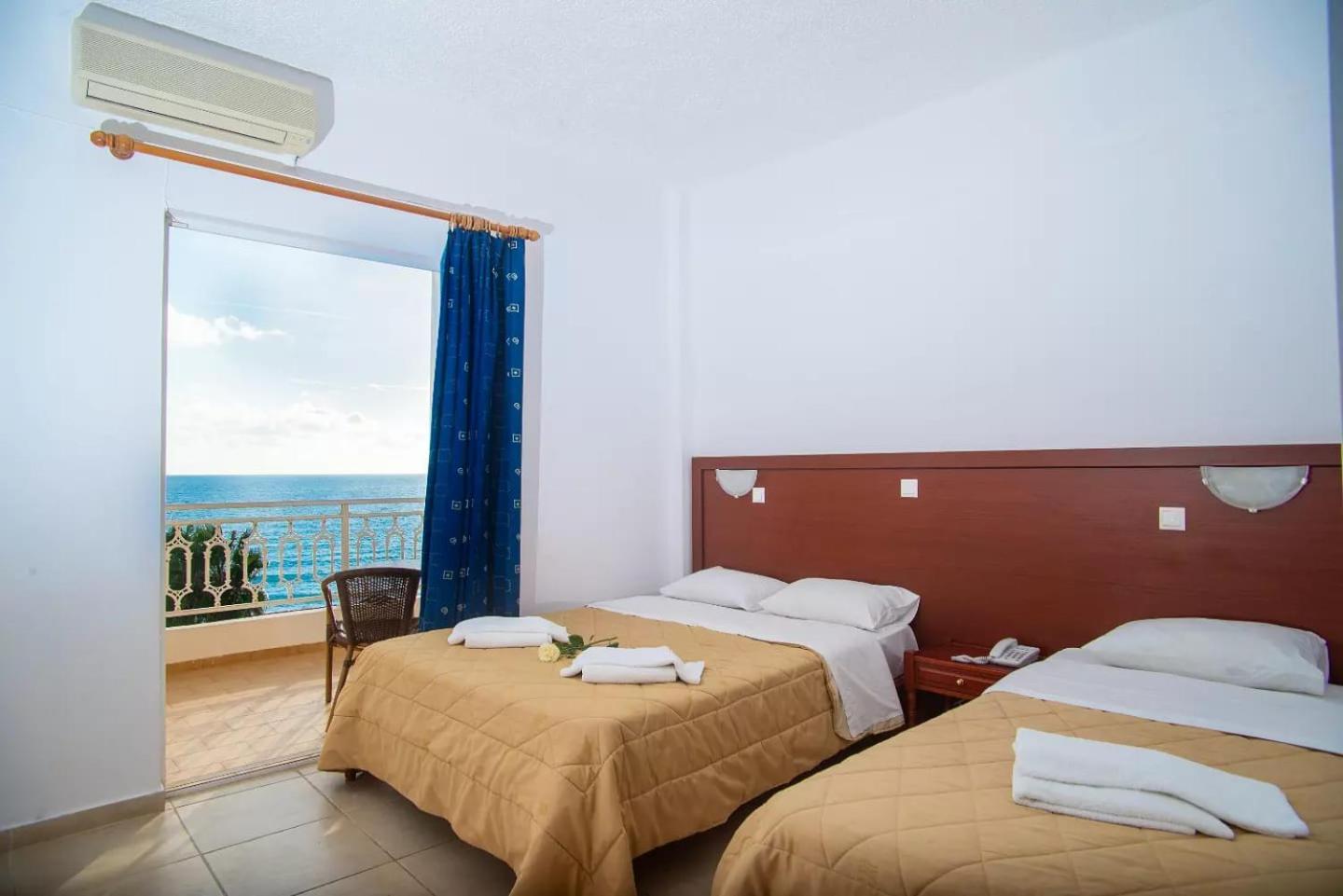 Poseidon Beach Hotel カストロシキア エクステリア 写真