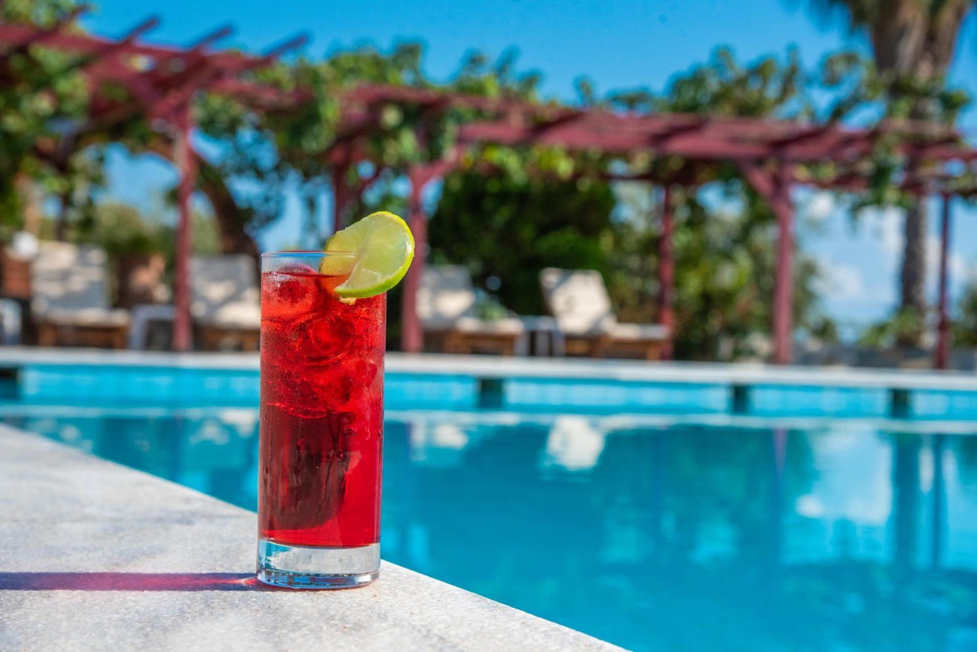Poseidon Beach Hotel カストロシキア エクステリア 写真