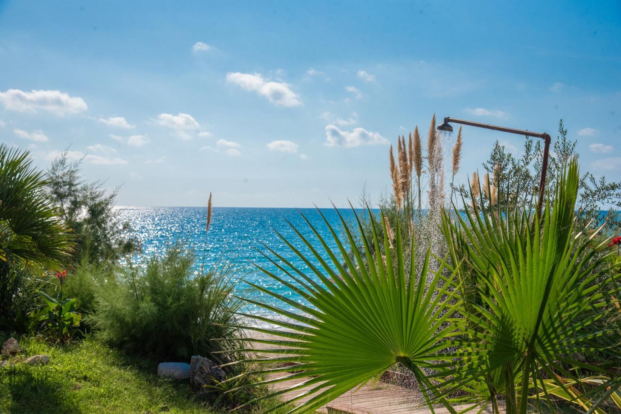 Poseidon Beach Hotel カストロシキア エクステリア 写真